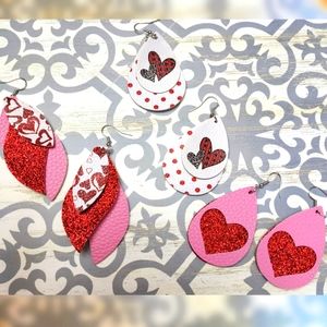 🛍️$29,4.99**🛍️ 3 Pairs LOVE LOTS Earrings Sparkling Fun Soft Lightweight Cute